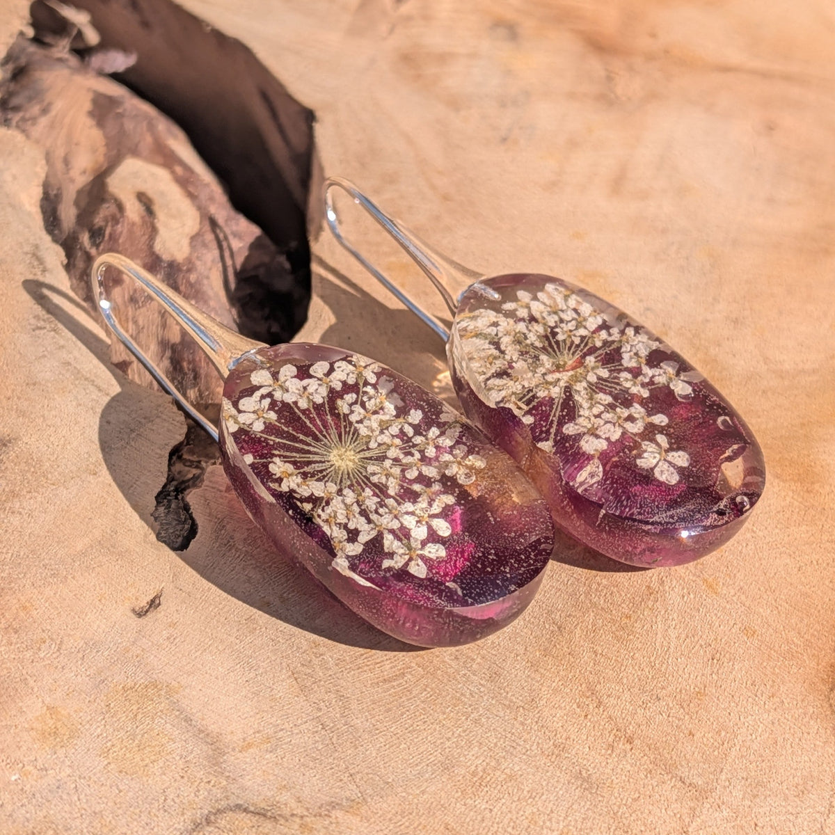 Real rose petal resin earrings with Queen Anne's lace – burgundy botanical jewelry – EL-Creations