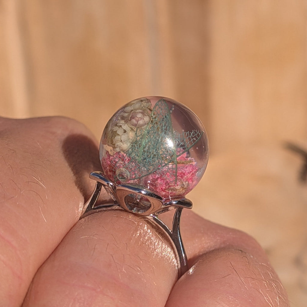 Silver adjustable resin ring with botanical inclusions – baby's breath clusters and skeleton leaf – EL-Creations