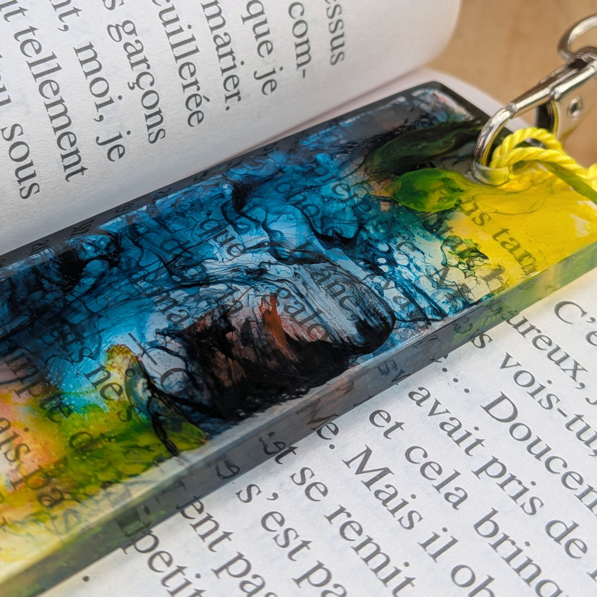 Top view of teal yellow resin bookmark with yellow cord keychain ring – EL-Creations
