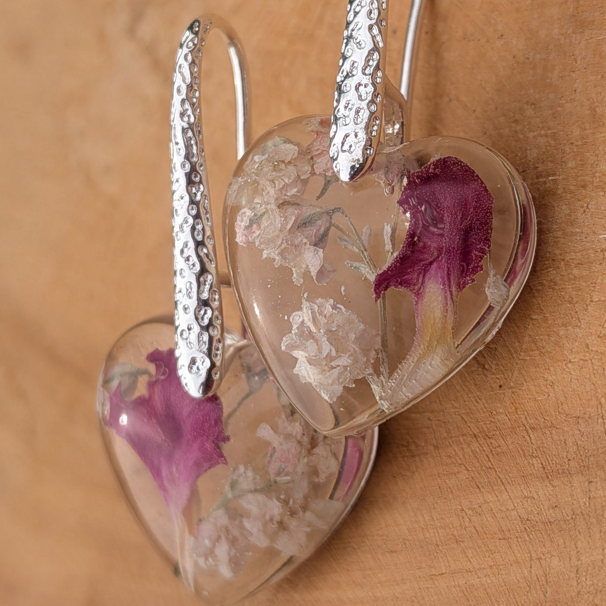 Small heart resin drop earrings with real flowers on silver hooks by EL-Creations